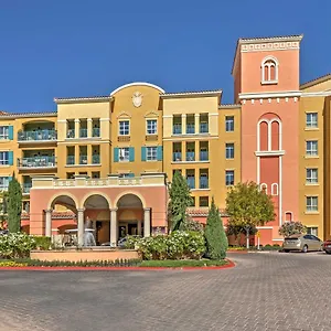 Vegas With Balcony, Amenities! Las Vegas
